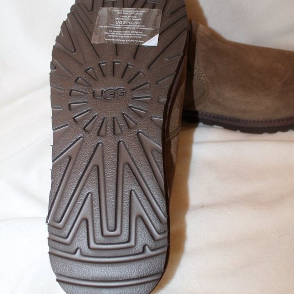 NIB UGG‎ MEN'S COOKE DARK CHESTNUT SUEDE SLIP ON LOAFER SLIPPERS - Picture 3 of 7